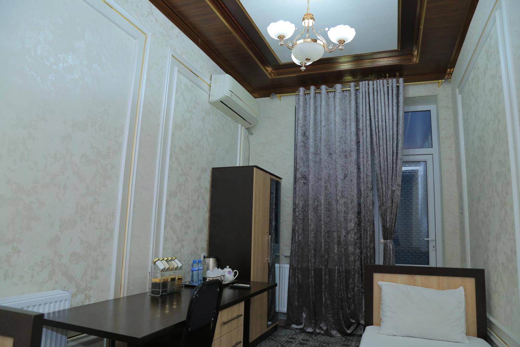 Hostel Farovon Marghilon ภายนอก รูปภาพ